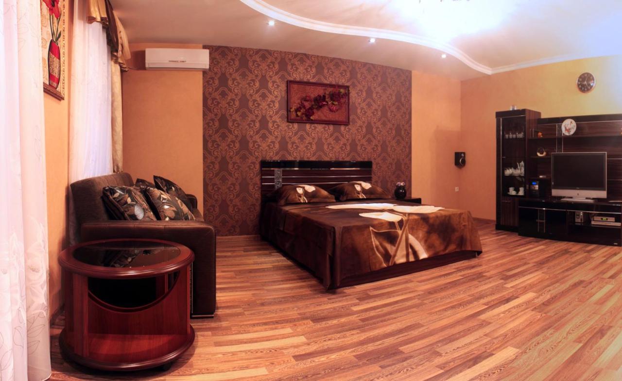 Welcome To Poltava Apartments Екстер'єр фото