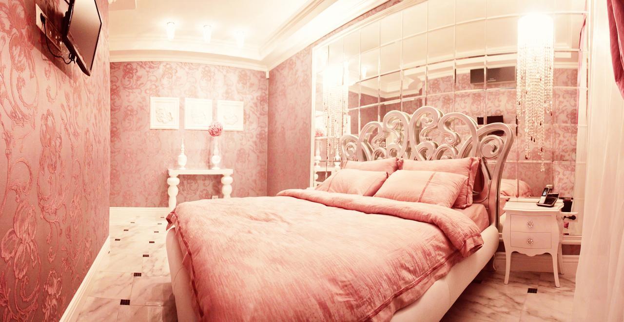 Welcome To Poltava Apartments Екстер'єр фото