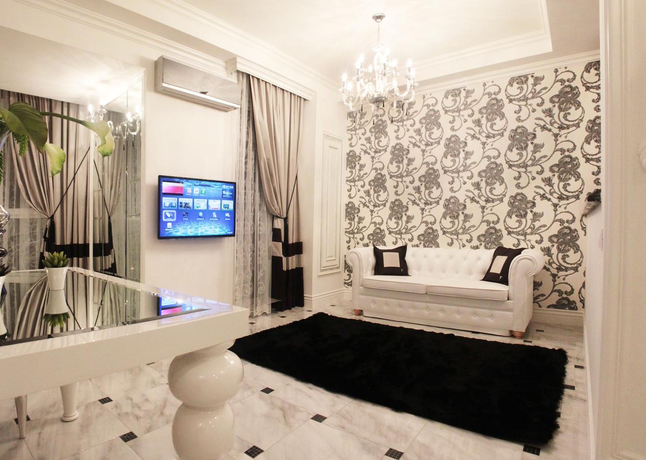 Welcome To Poltava Apartments Екстер'єр фото
